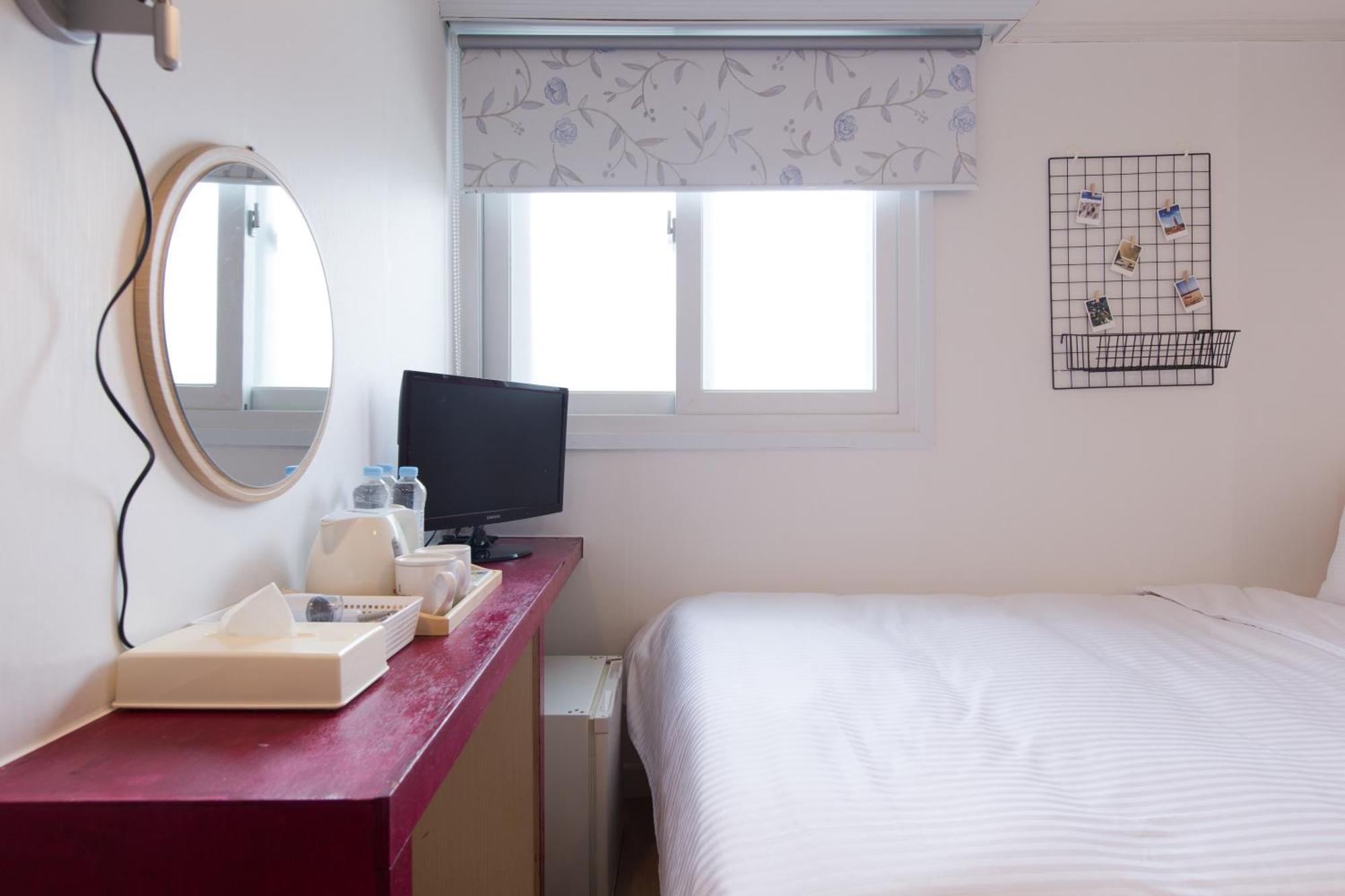 Hotel Travel Monster Seul Zewnętrze zdjęcie