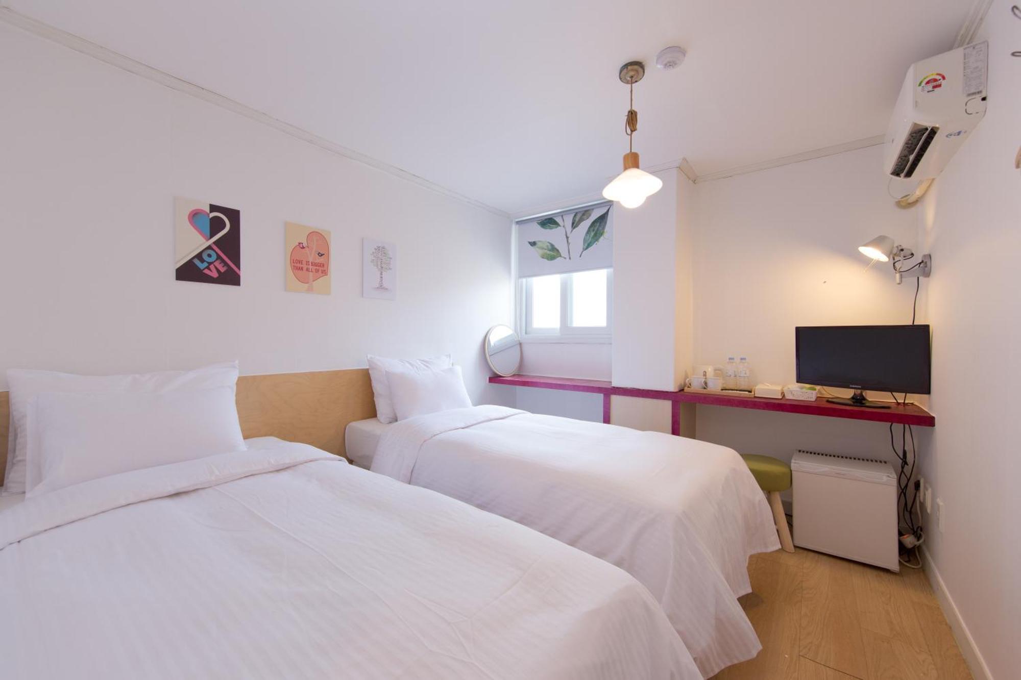 Hotel Travel Monster Seul Zewnętrze zdjęcie