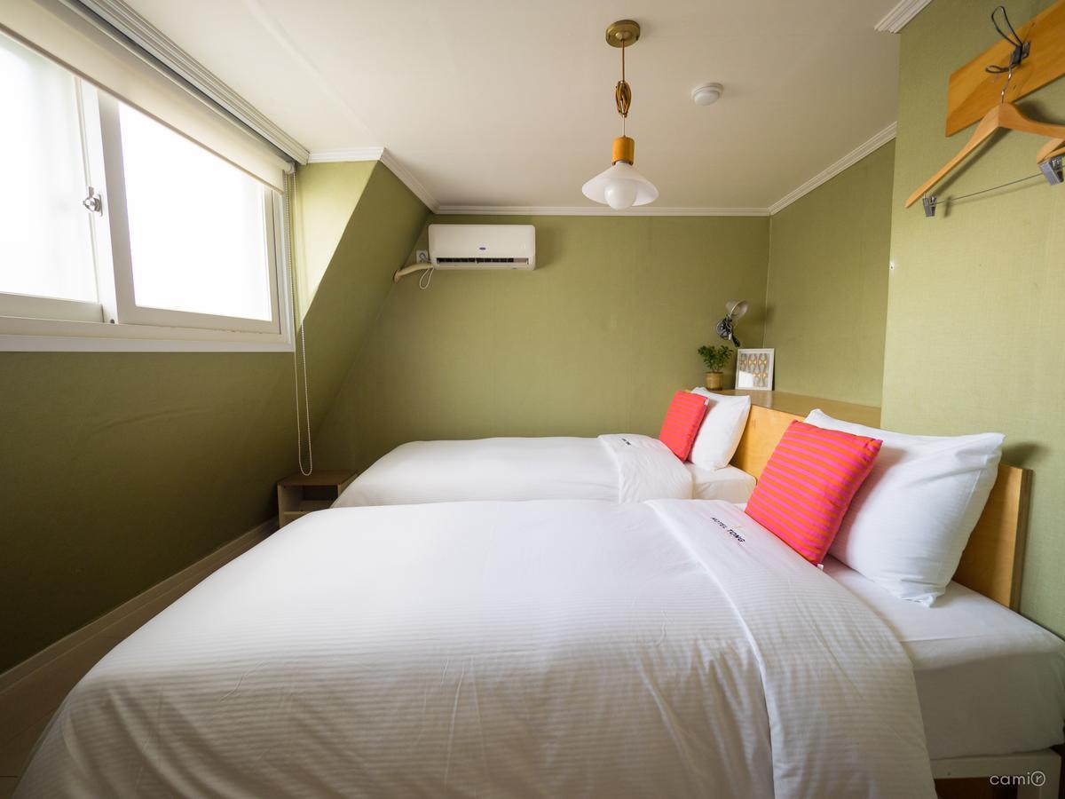 Hotel Travel Monster Seul Zewnętrze zdjęcie